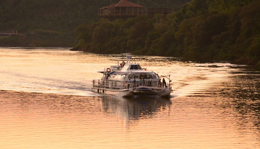 paseo en catamarán